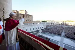 Harry Styles spotted in crowd at Vatican to welcome new Pope Leo XIV